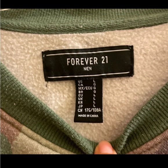 Forever 21 sweatshirt - Picture 2 of 2
